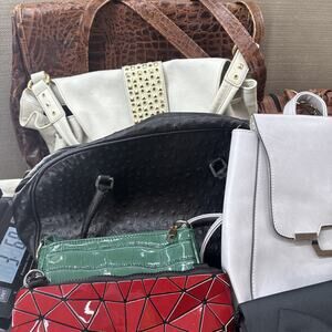 Lot of 11 Women’s Handbags Purses Designer Leather Kenneth Cole Magli Luca